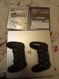 Vendo um PS4 em bom estado de funcionamento tem dois comandos e dois j