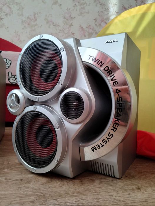 Дуже потужний 1000 Вт муз центр с сабвуфером ( Блютуз / AUX ) Саб