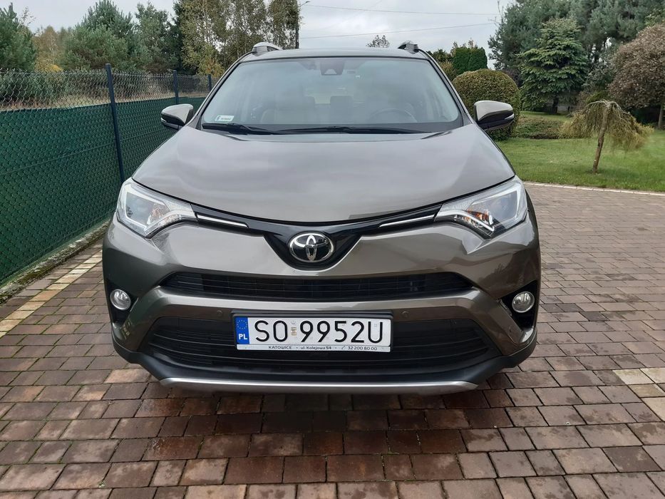 Toyota RAV4 Faktura vat 23% , pierwszy właściciel , krajowy