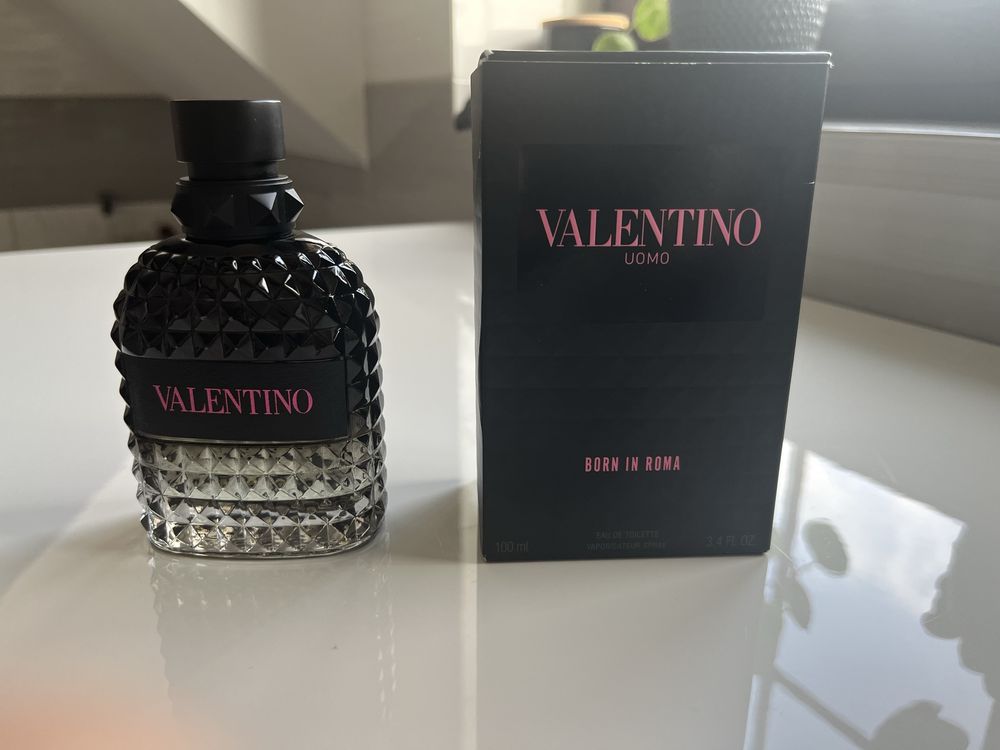 Valentino born in roma uomo