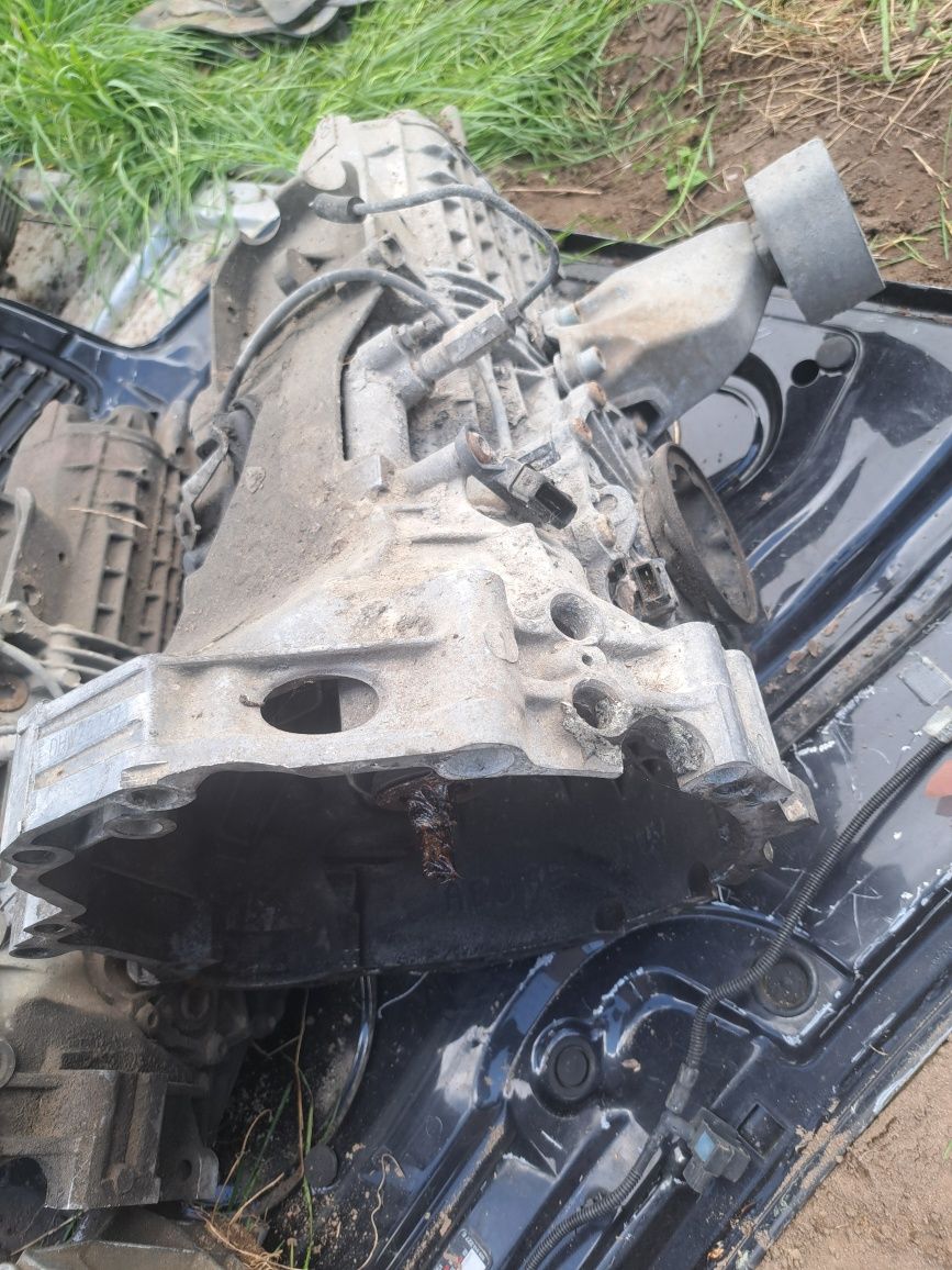 Audi Passat a4 b5 skrzynia biegów DHW benzyna