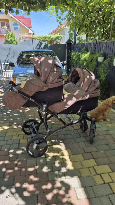 Продам коляску для двійні