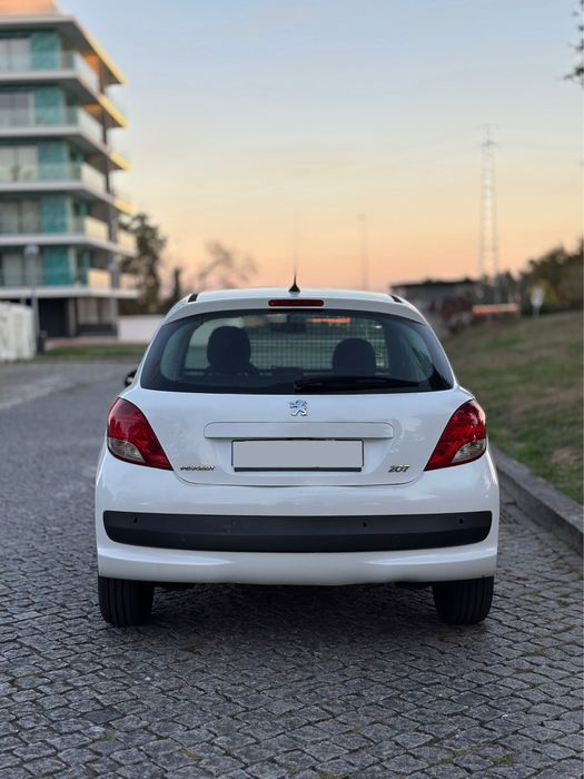 Peugeot 207 1.4 HDi (2010)