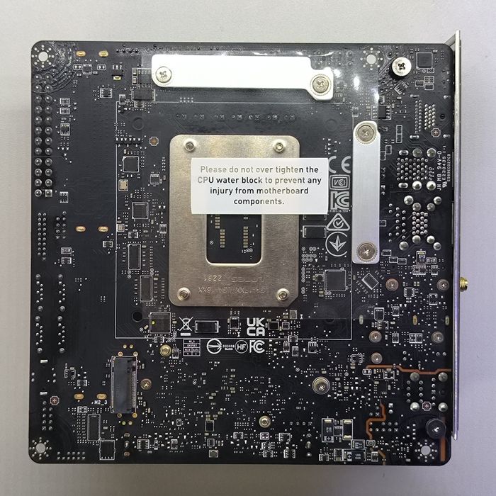 Нова топова MSI MPG Z790I EDGE WIFI Mini-ITX