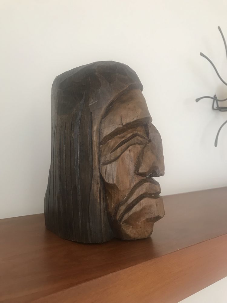 Rzeźba- drewno 30/28 cm
