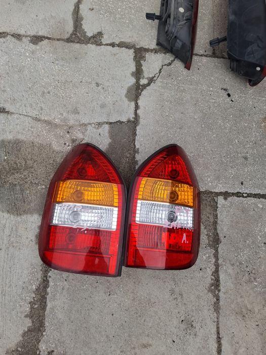 Lampy tył Opel Zafira A komplet