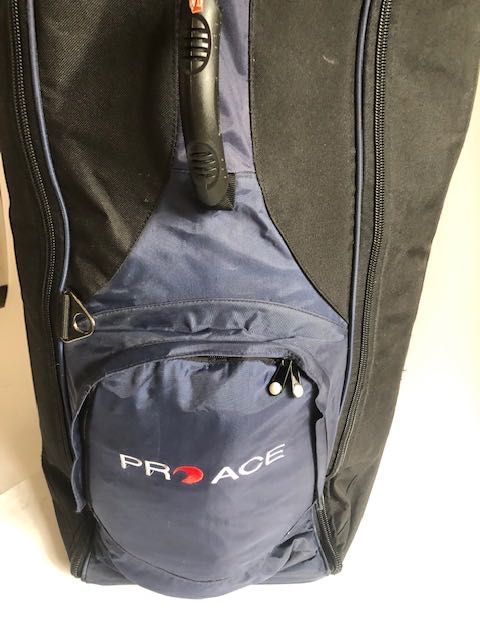 Torba do golfa travel cover PRO ACE na kołach