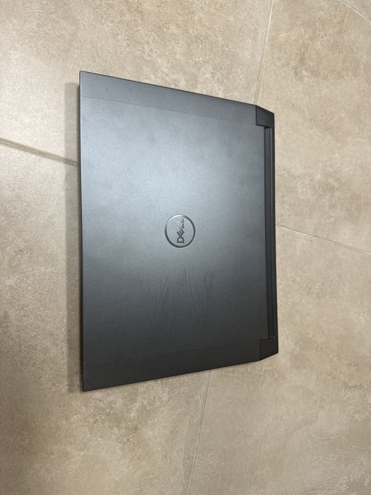 Dell G16 7620 корпус з екраном