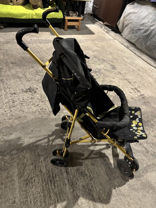 дитяча прогулянкова коляска бренду Geoby