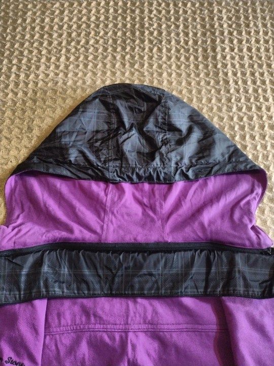 133 bluza ,,WINDSTOPPER",,DREAM STONE"młodzieżowa damska rozm,,M"