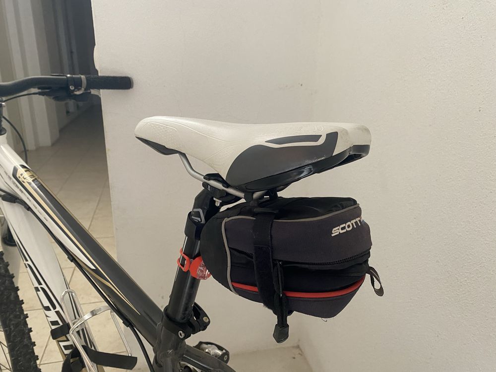 Bicicleta de montanha tamanho S