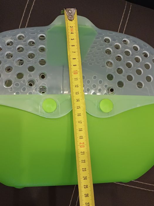 Переноска для маленьких животных.