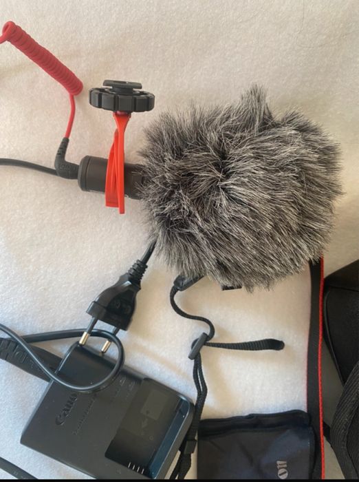 Canon EOS M50 Kit Completo