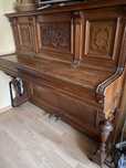 Pianino firmy Neumeyer