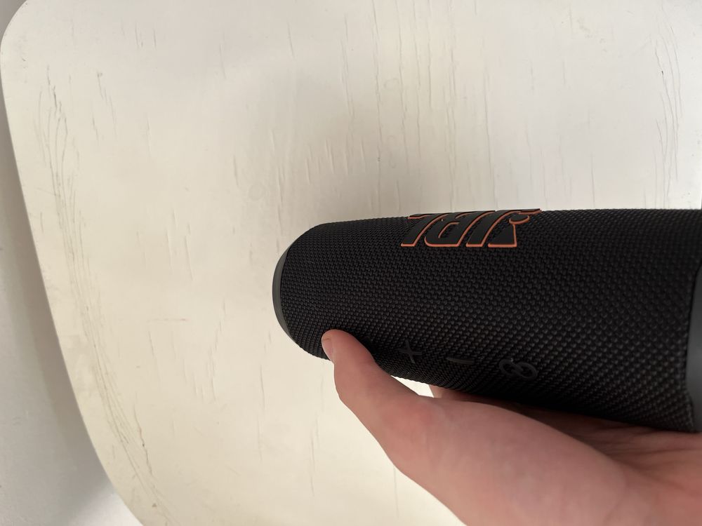 JBL flip 6 glosnik