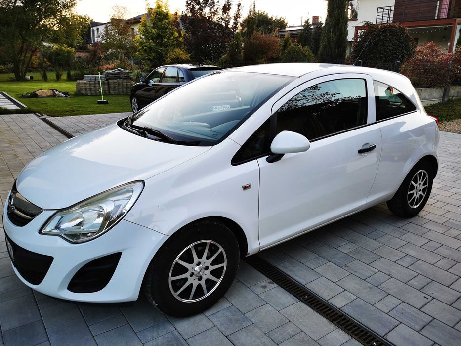 Opel Corsa d 1.2 benzyna