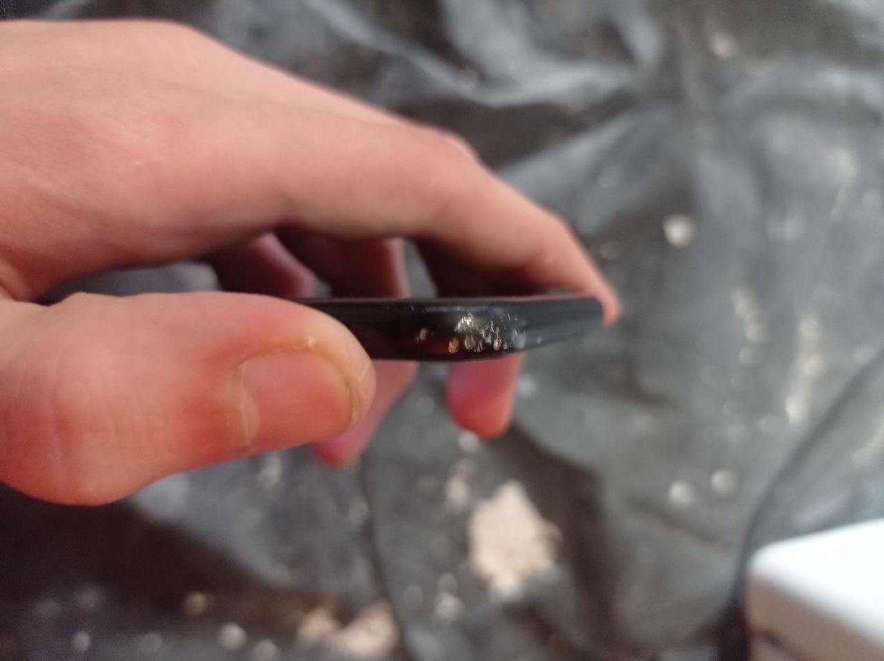 Обменяю OnePlus 9r и iphone se2
