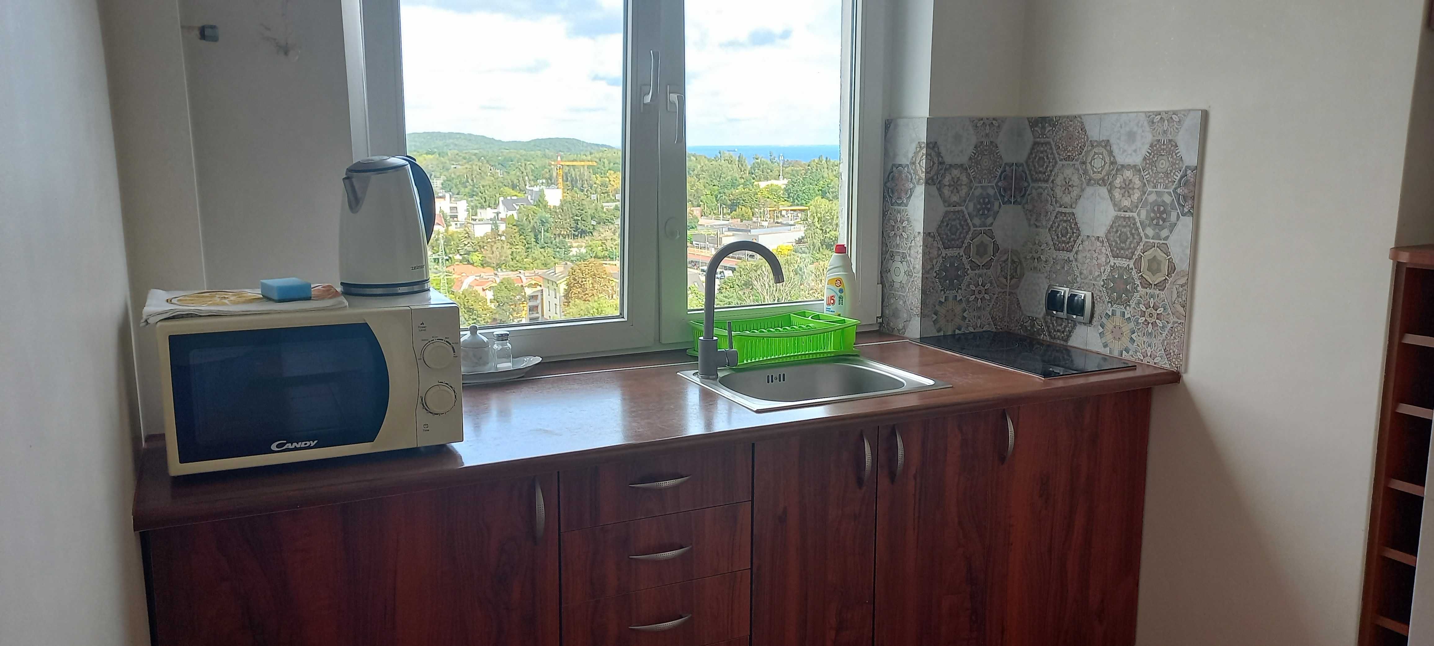 Sopot blisko SKM - 2 niezależne pokoje, oddzielna kuchnia, widok morze
