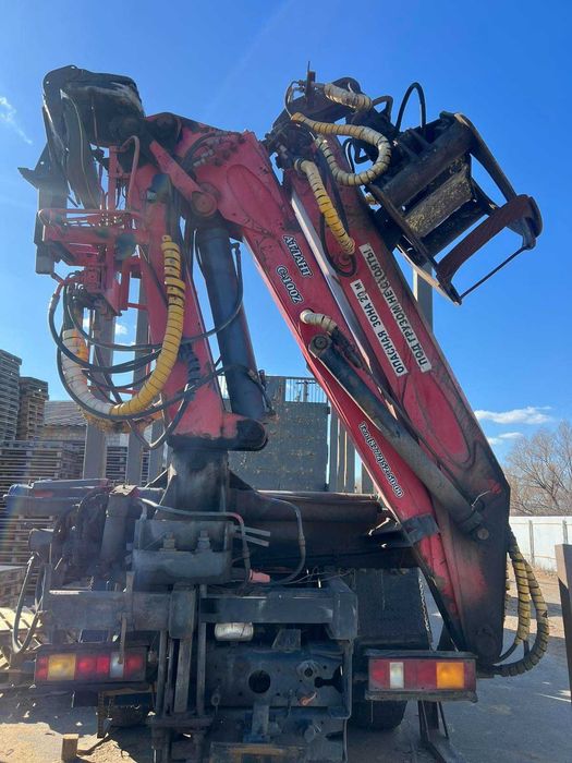 Лісовоз МАЗ  з навантажувачем Атлант до 2т.