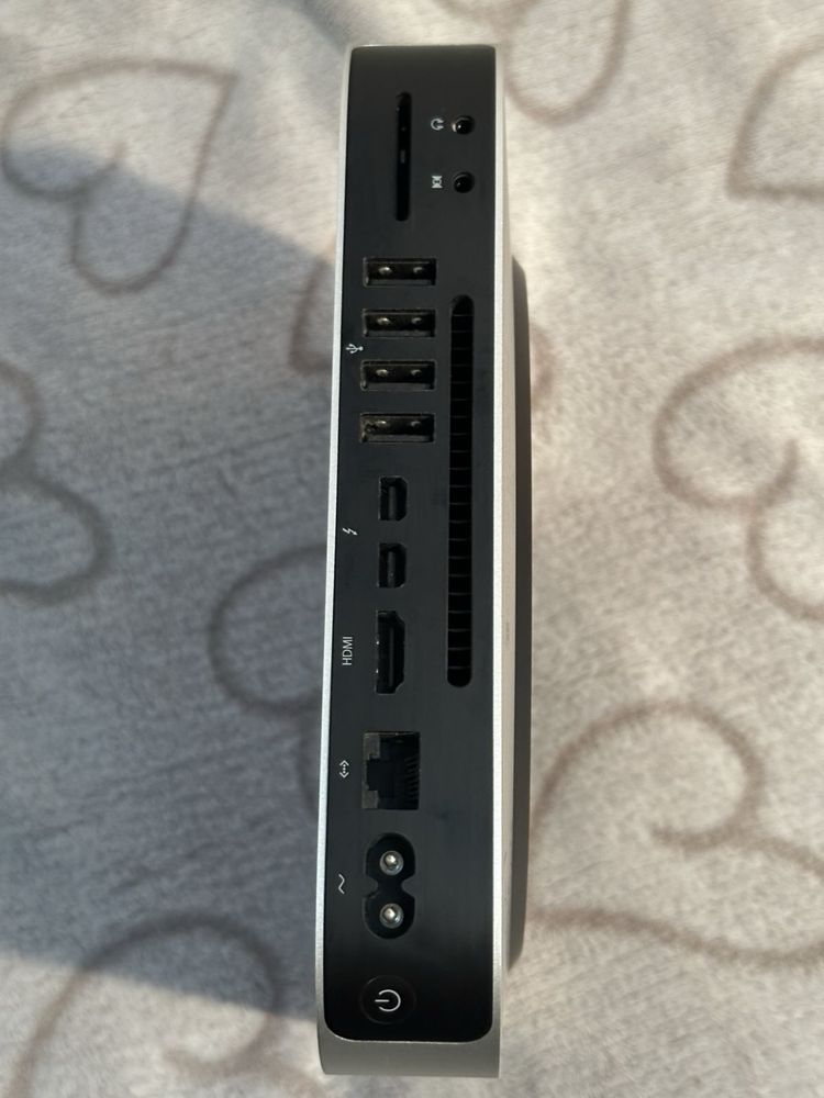 MacMini i5 16 256 fcp ps word xl