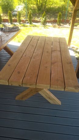 Stół drewniany, ogrodowy