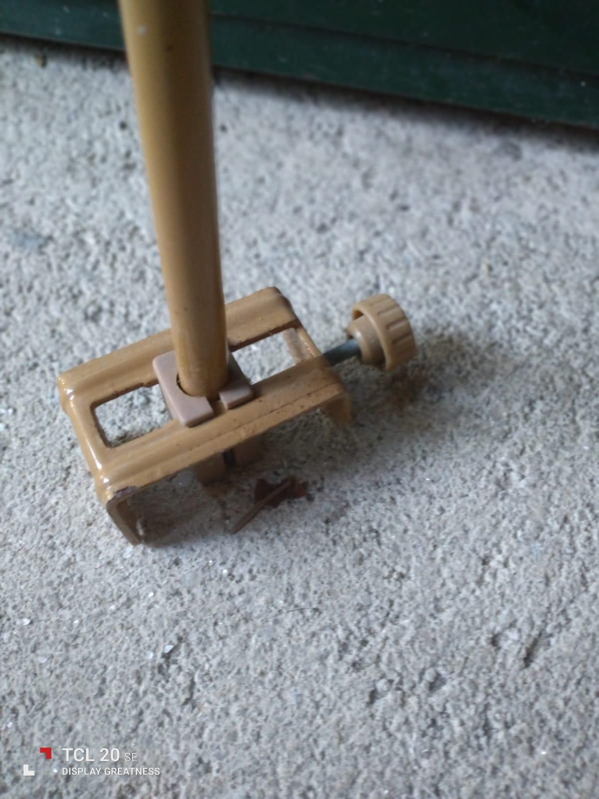 Suporte para Véu ou Mobile de Berço