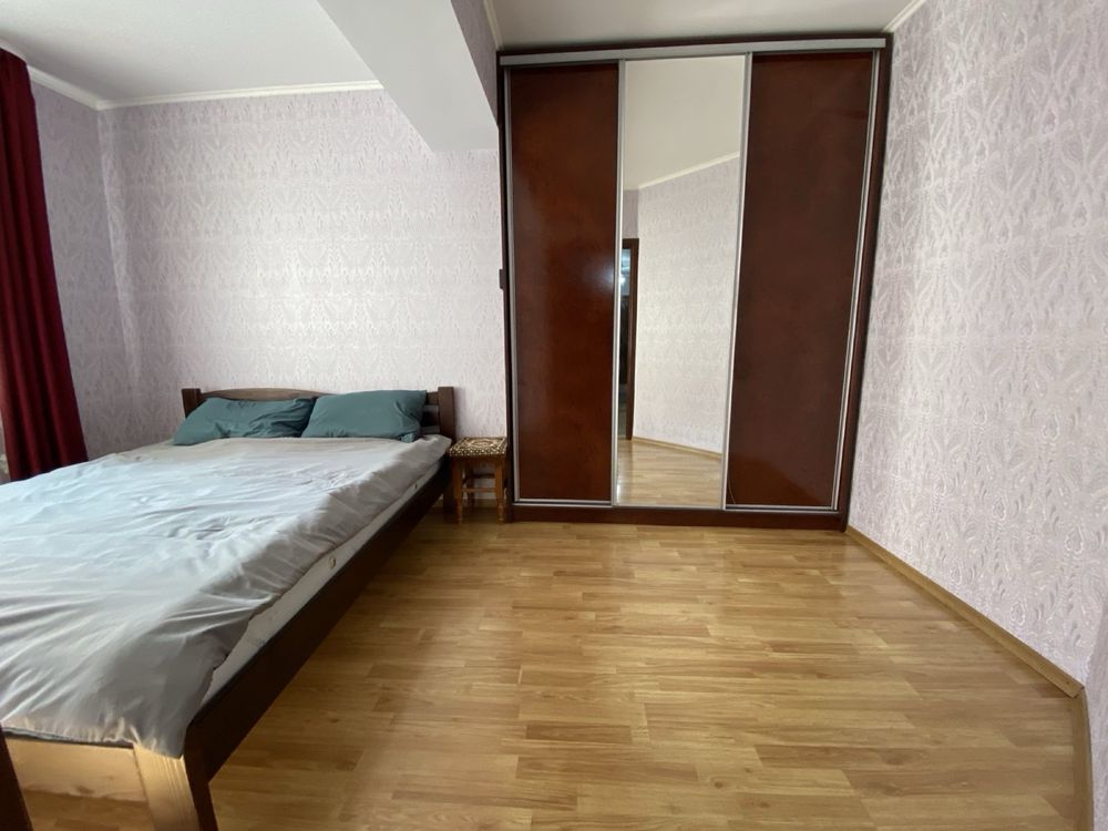 Продаж 3 кім в центрі міста
