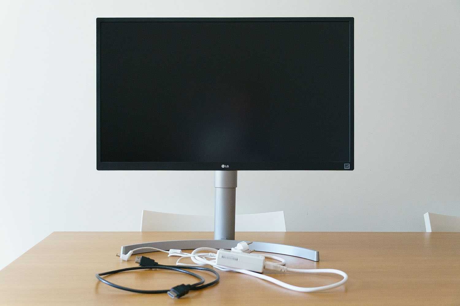 Monitor 4K 27" - LG 27UL550