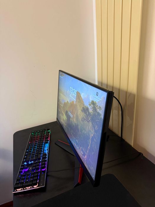 Monitor LG Ultragear 144hz FHD 24''