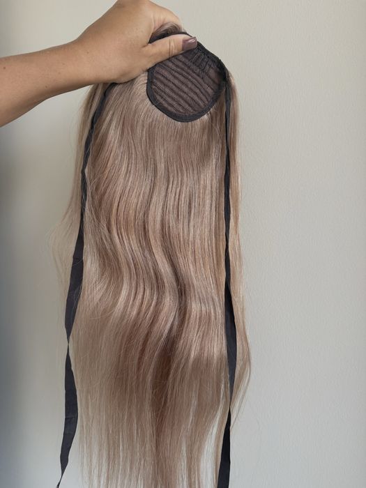 Хвост , шиньон 50 см натуральные волосы . Светло русые