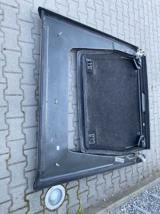 Pokrywa paki zabudowa skrzyni ładunkowej zamykana na klucz .Kraków