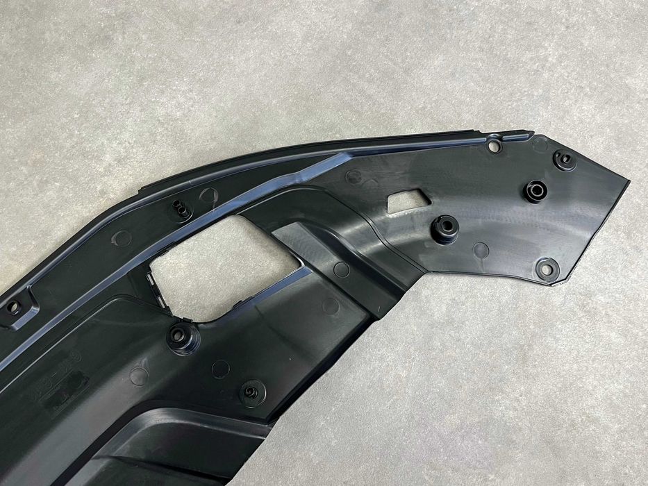 Накладка передньої панелі - BMW 7 ( G11 / G12 ) 51767384707