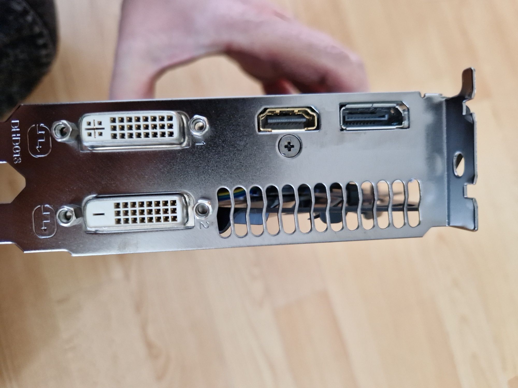 GTX 770 4GB 256BIT GDDR5 Відеокарта Стан гарний