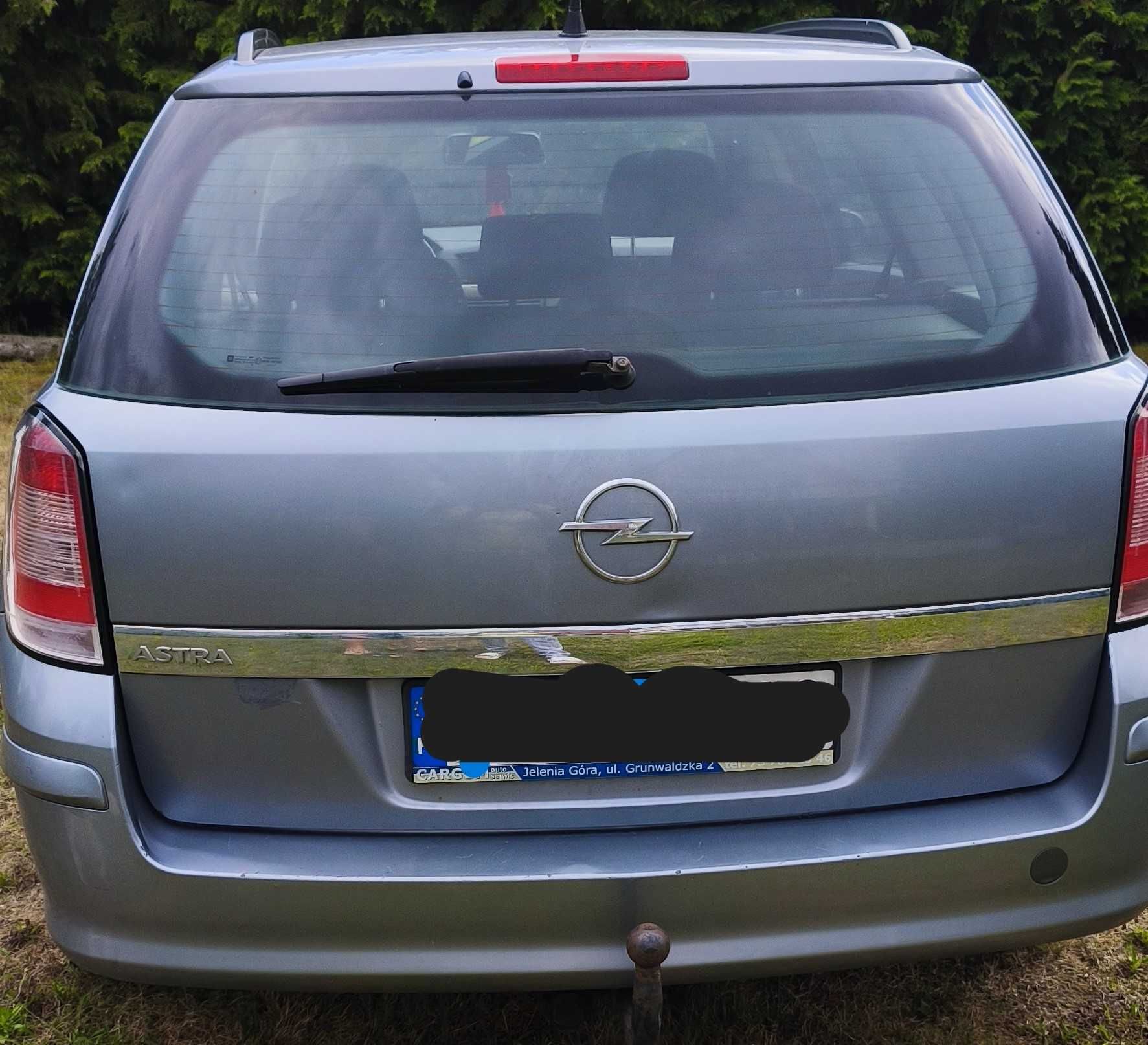 Opel Astra H 1,4 benzyna