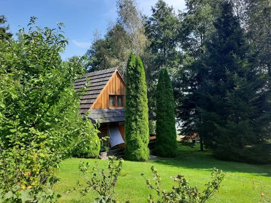 Domek nad jeziorem (do 6 osób)