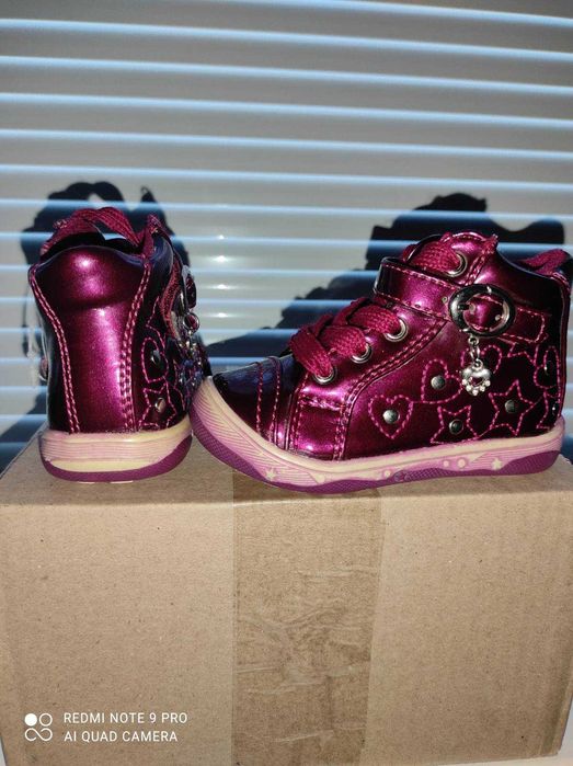 Розпродаж! Дитячі демісезонні черевики (розмір 20 - устілка 12 см)