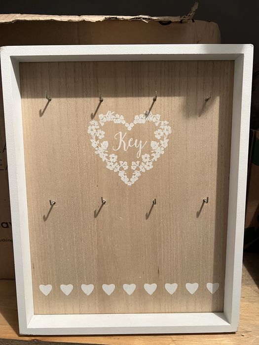 Drewniany wieszak na klucze