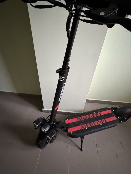 Електросамокат Billgery