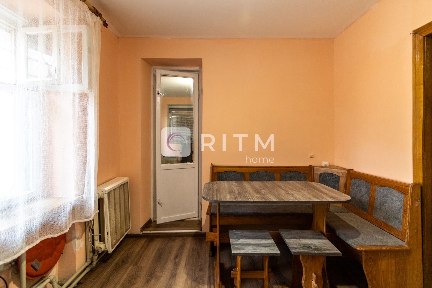 Продається 1-кімнатна квартира з покращеним плануванням — 40 м²