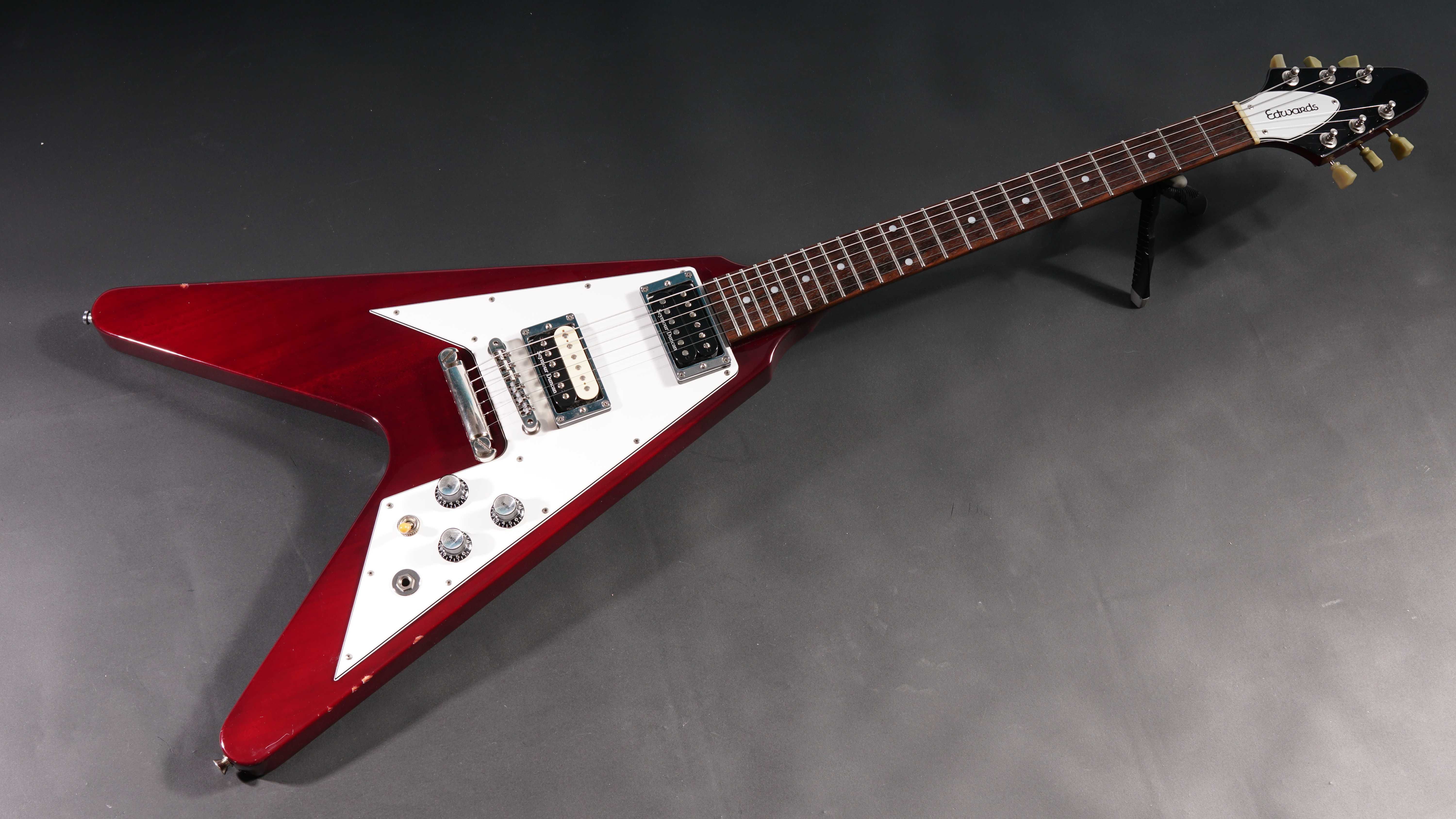 ESP Edwards E-FV-120D | 2011 | Flying V |  SH-1 & SH-5 | Gibson Deluxe