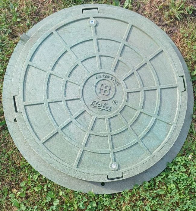 Włazy ogrodowy, kanalizacijna, pokrywa studnia,  do szambo, polimerowy