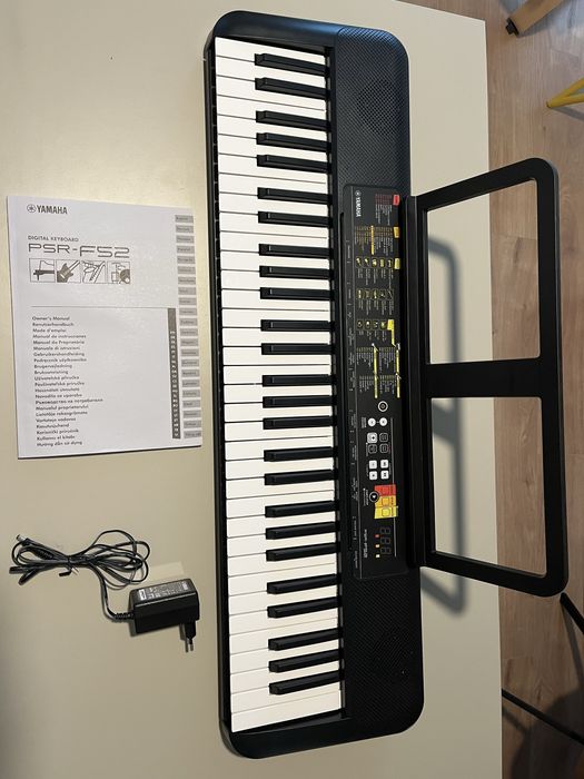 Teclado Yamaha PSR-F52