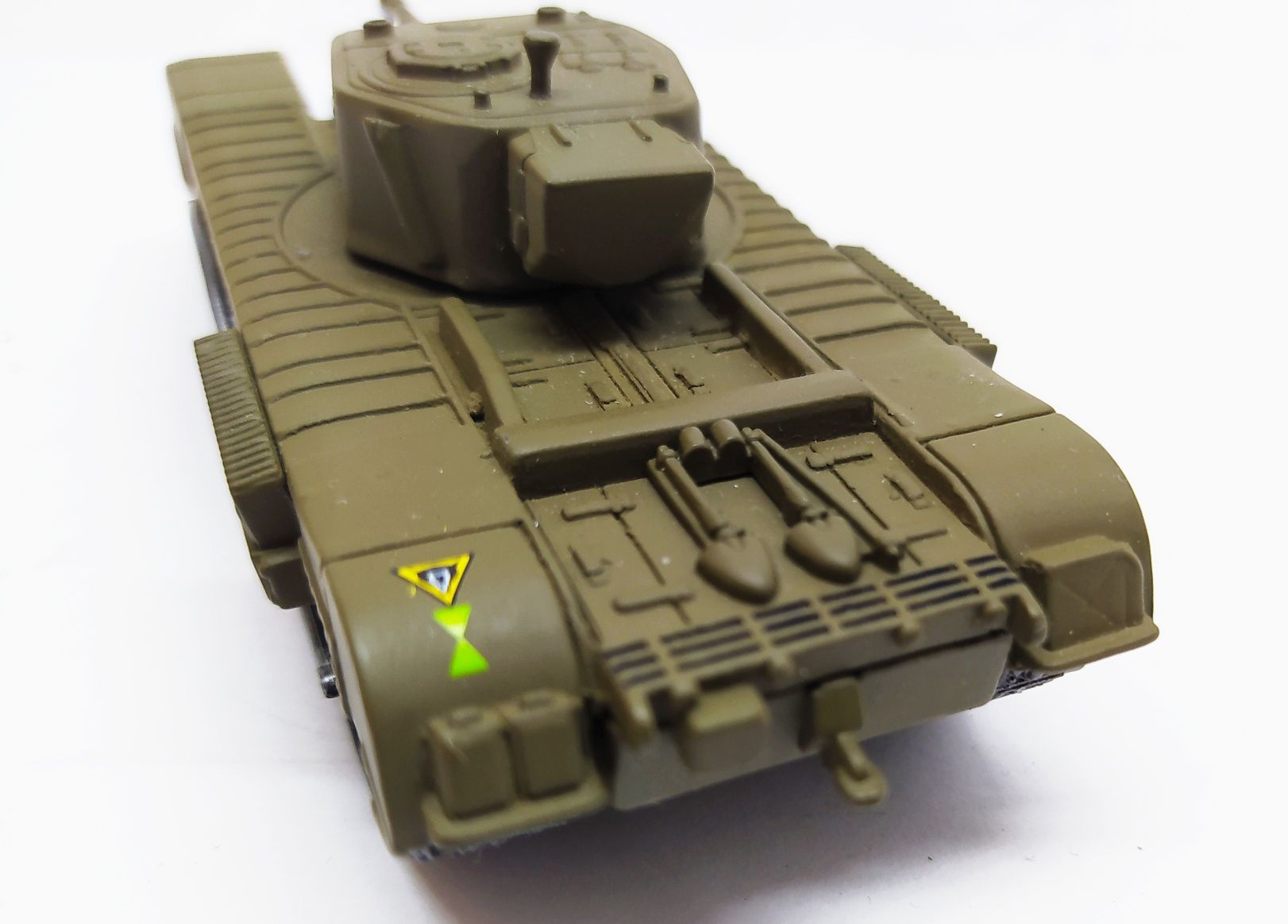 Коллекционная модель танка Churchill MK VII, 1:72. Matchbox, 1999