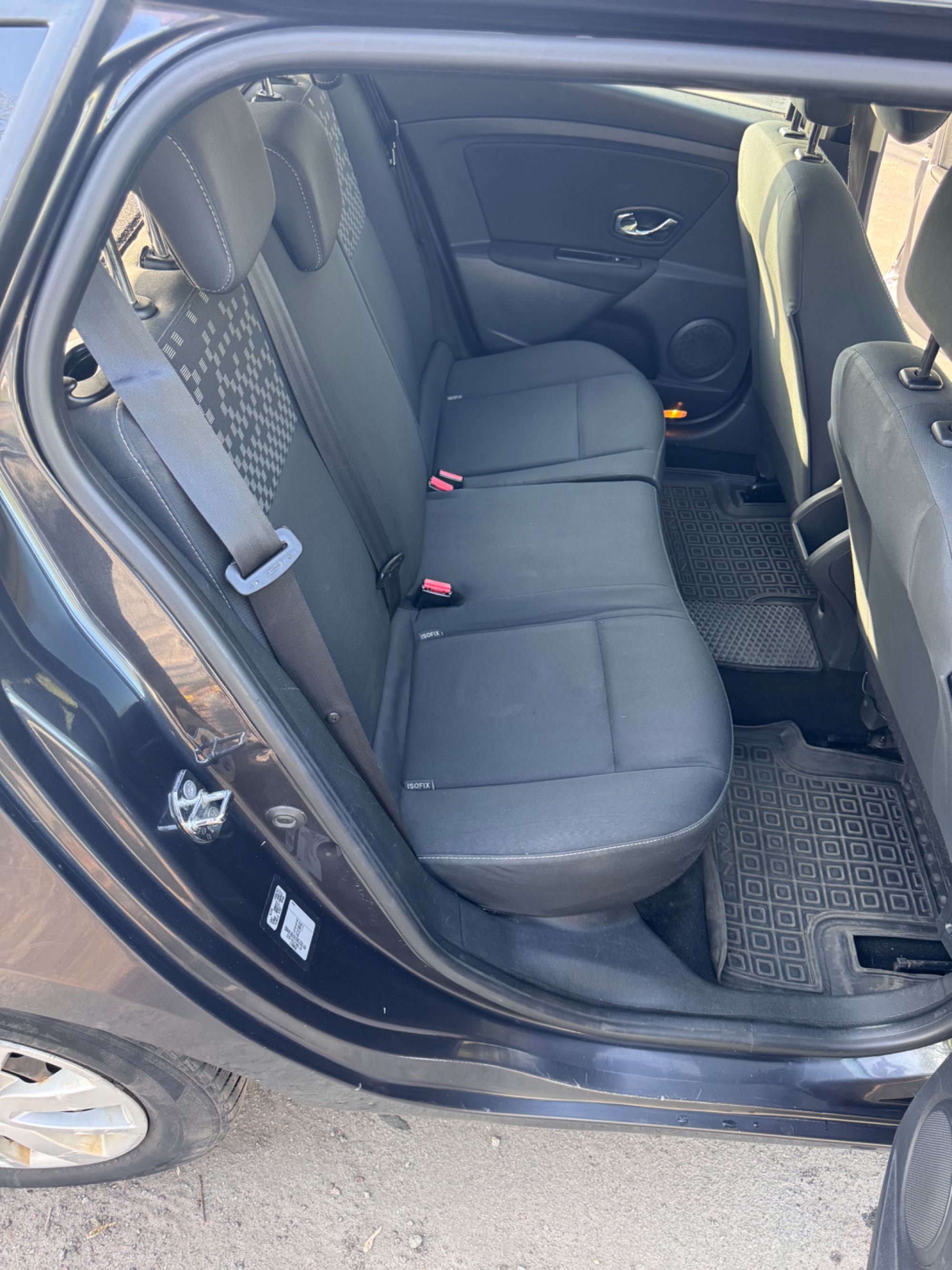 Renault Megane 3 dci k9k универсал дизель 2012