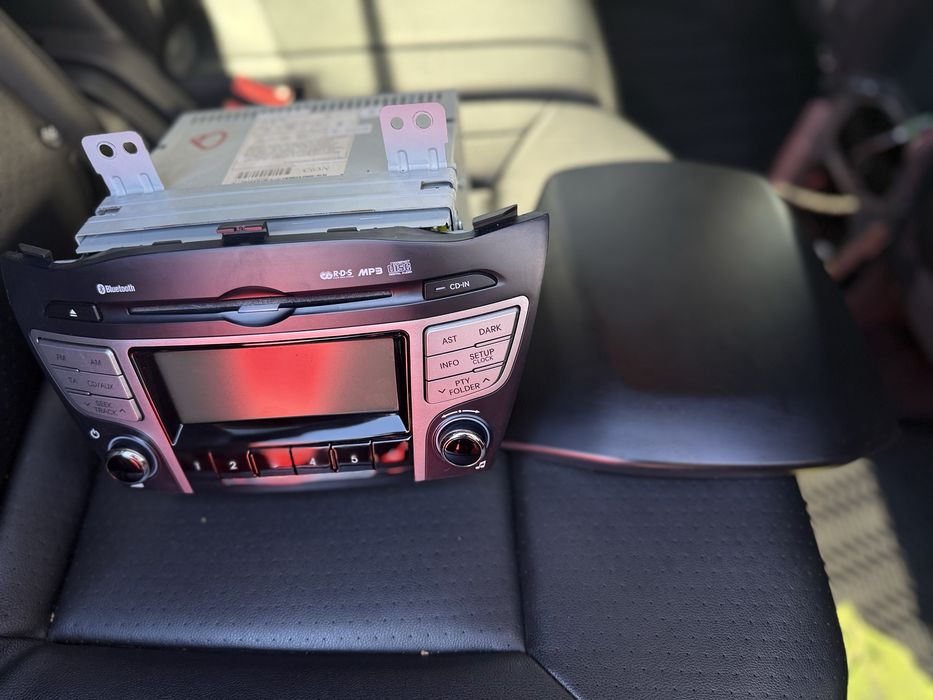 Автомагнитола Hyundai IX 35, магнитофон