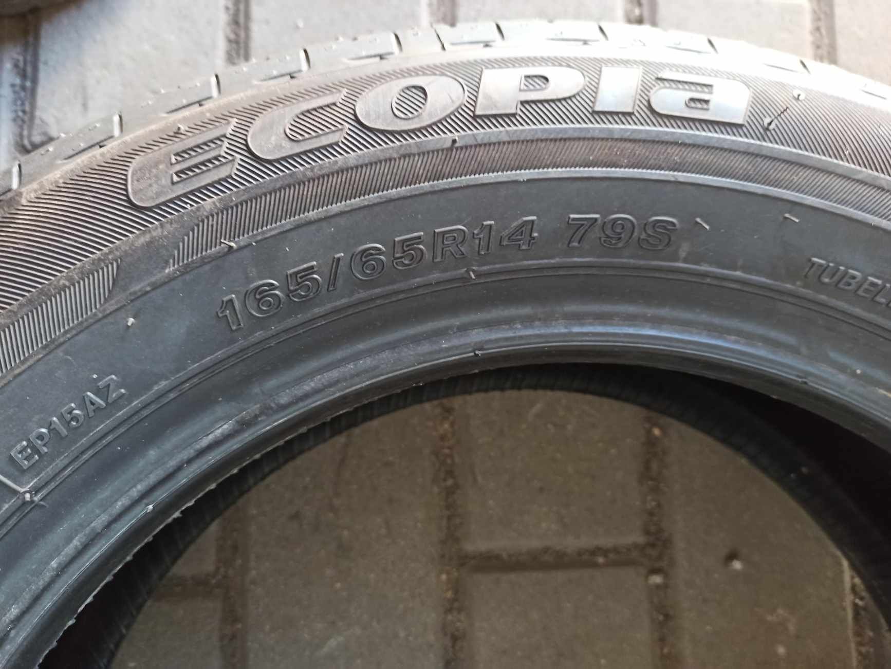 2 opony letnie Bridgestone 165/65 14, 7,4mm. Możliwy montaż