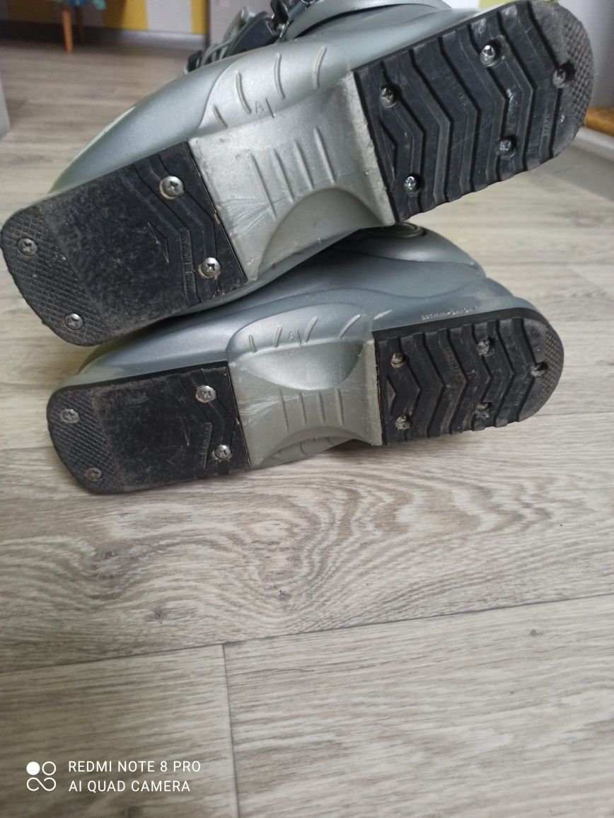 Лыжные ботинки горнолыжные  salomon 28,7 cm р-р 24-24.5