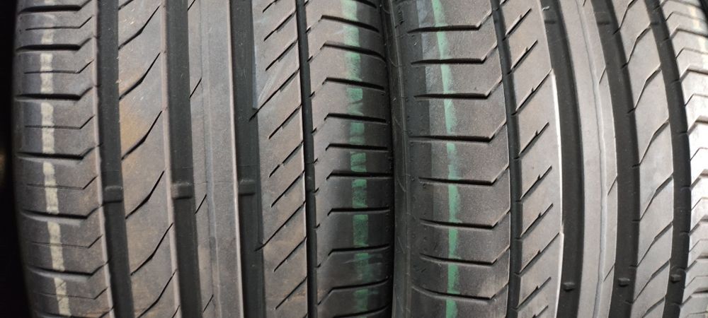 Pneus 255/40/21 semi novos