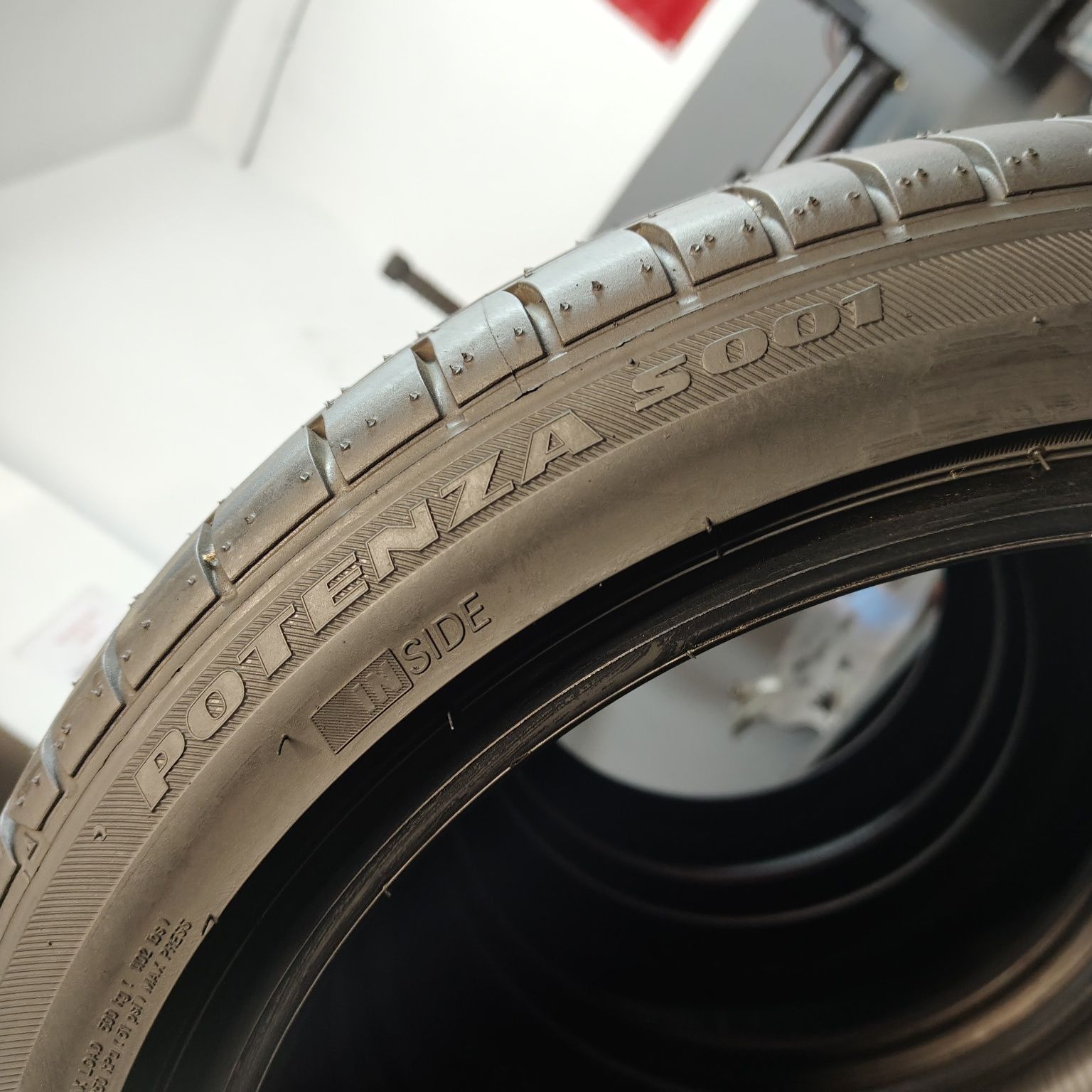 205/45/17 Sprzedam komplet opon letnich Bridgestone