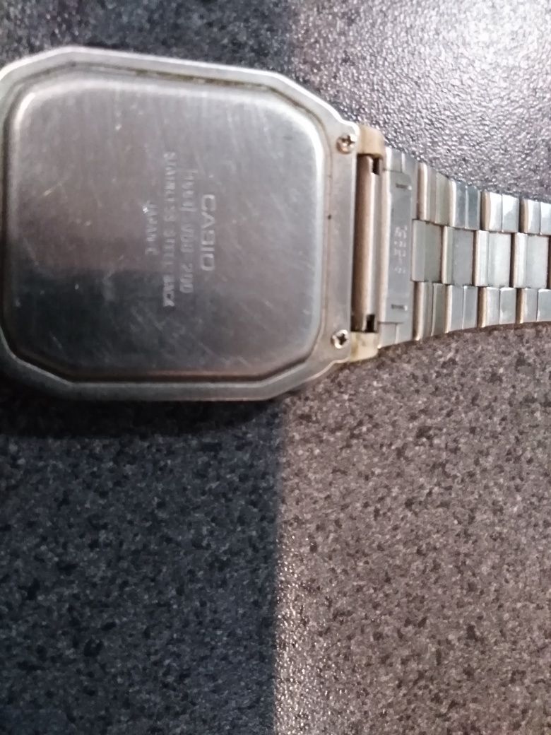 Casio vdb 200. Dotykowy zegarek casio zabytkowy. Casio super stan.